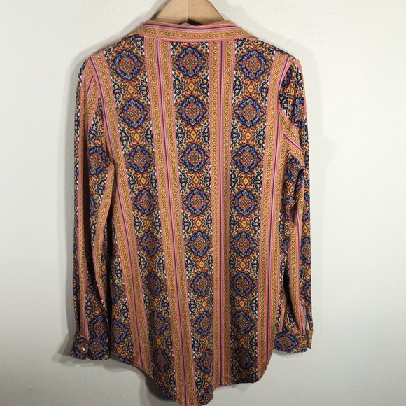 BCBGMaxAzria Retro-inspired boho print lace front collared top - Picture 6 of 15